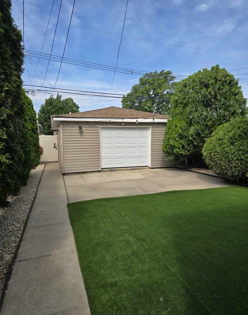 3760 N Osceola Avenue Property Photo 14