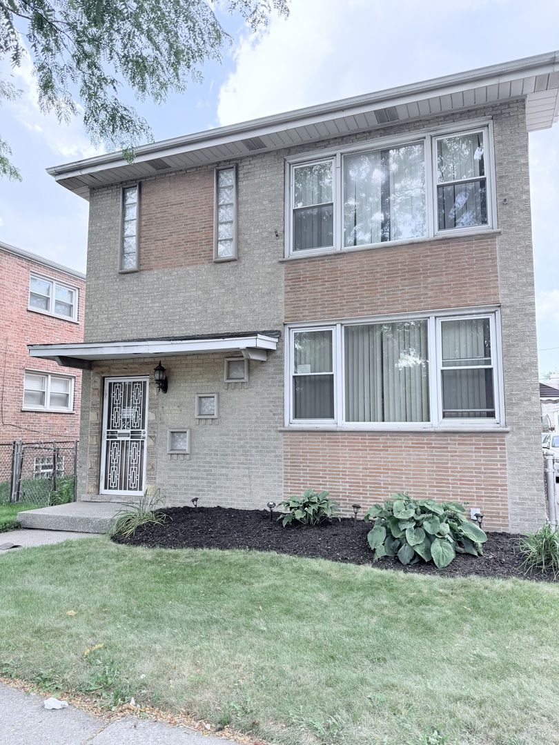 24 E 75th Street 2 Property Photo 1