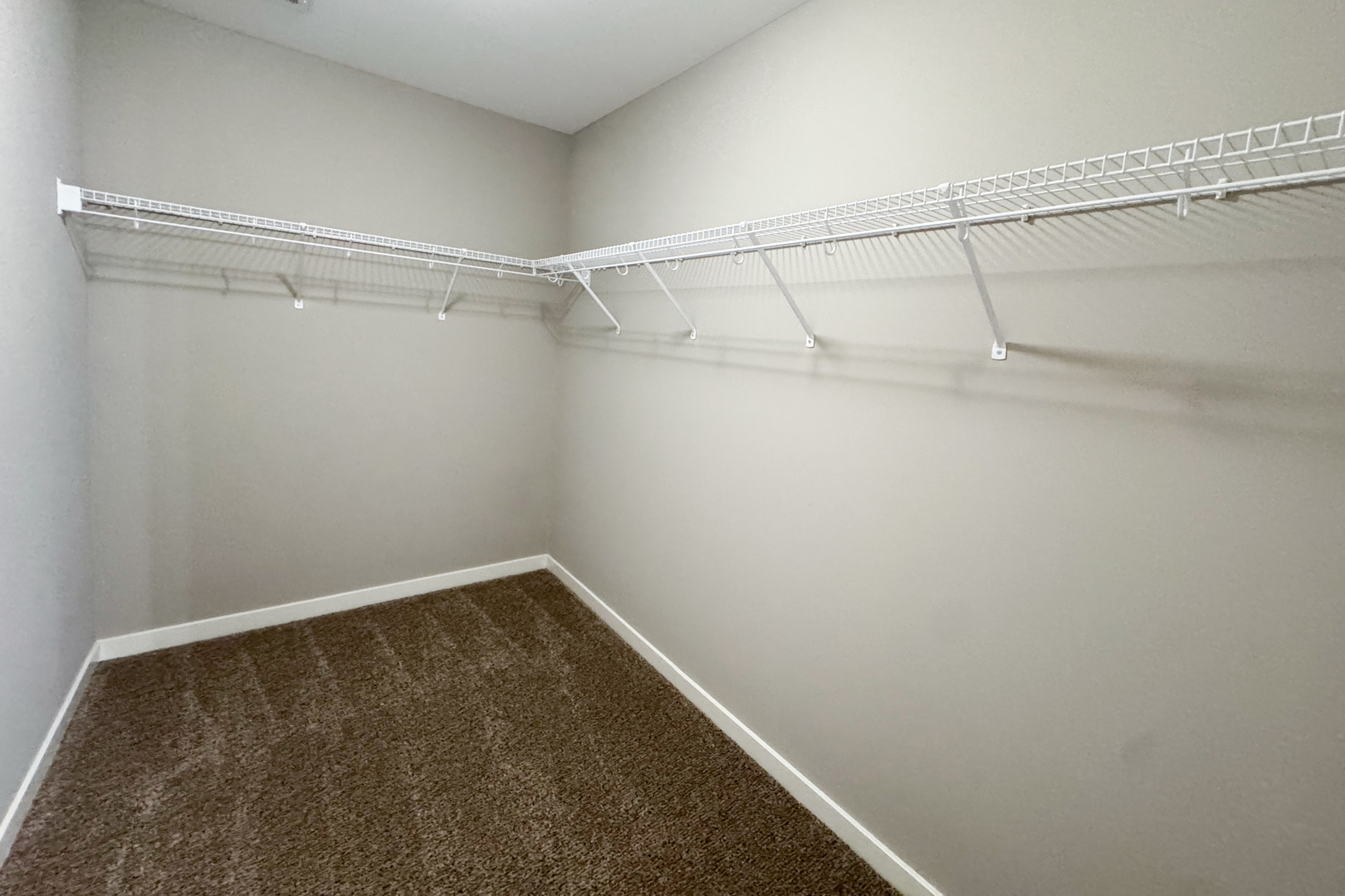 5604 Jackies Drive R Property Photo 17