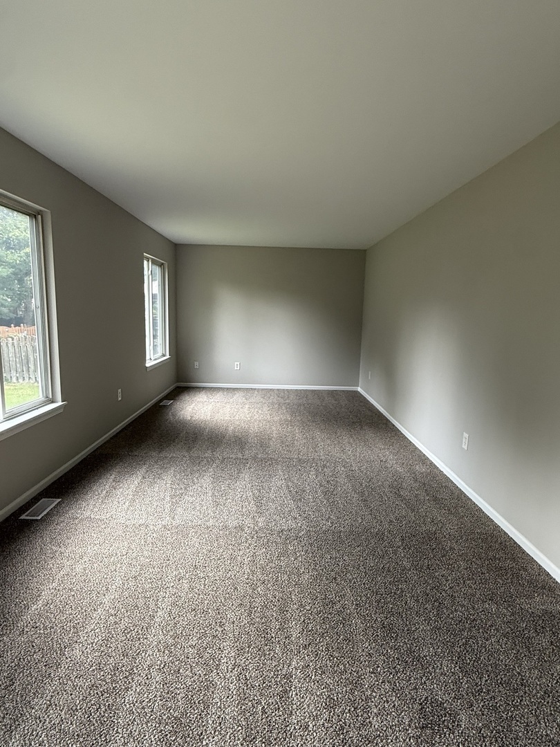 2032 Wedgewood Circle Property Photo 4