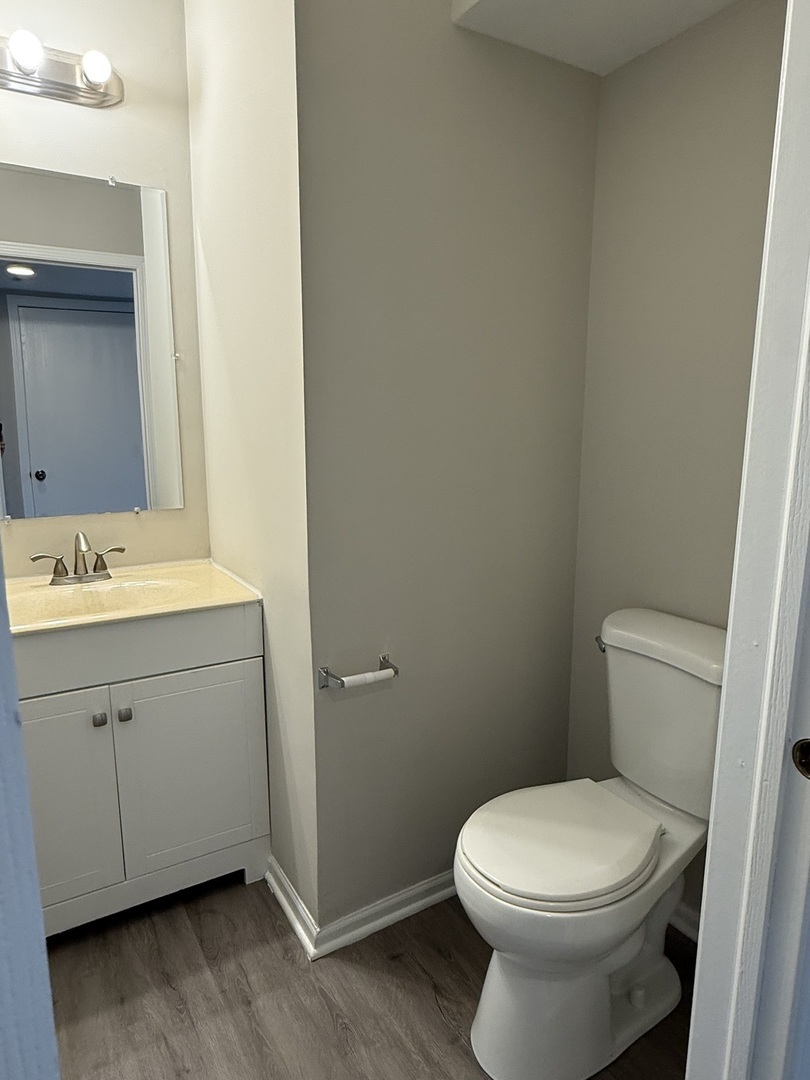 2032 Wedgewood Circle Property Photo 6