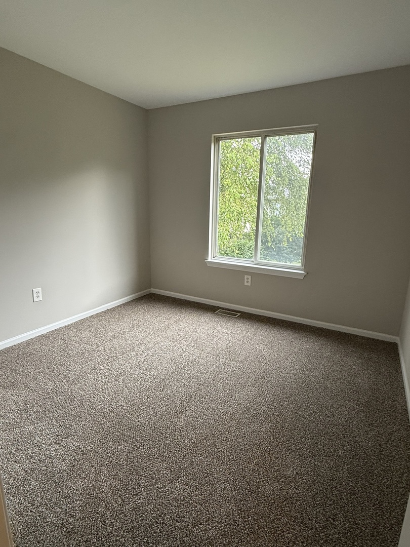 2032 Wedgewood Circle Property Photo 8