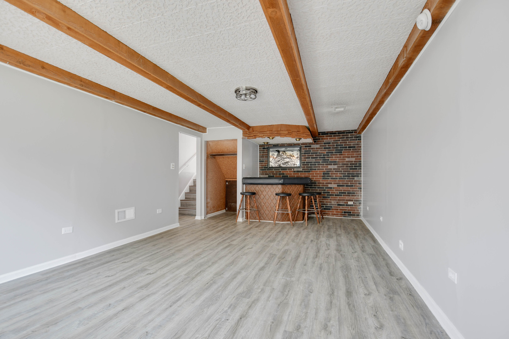 8808 S 85th Court Property Photo 13