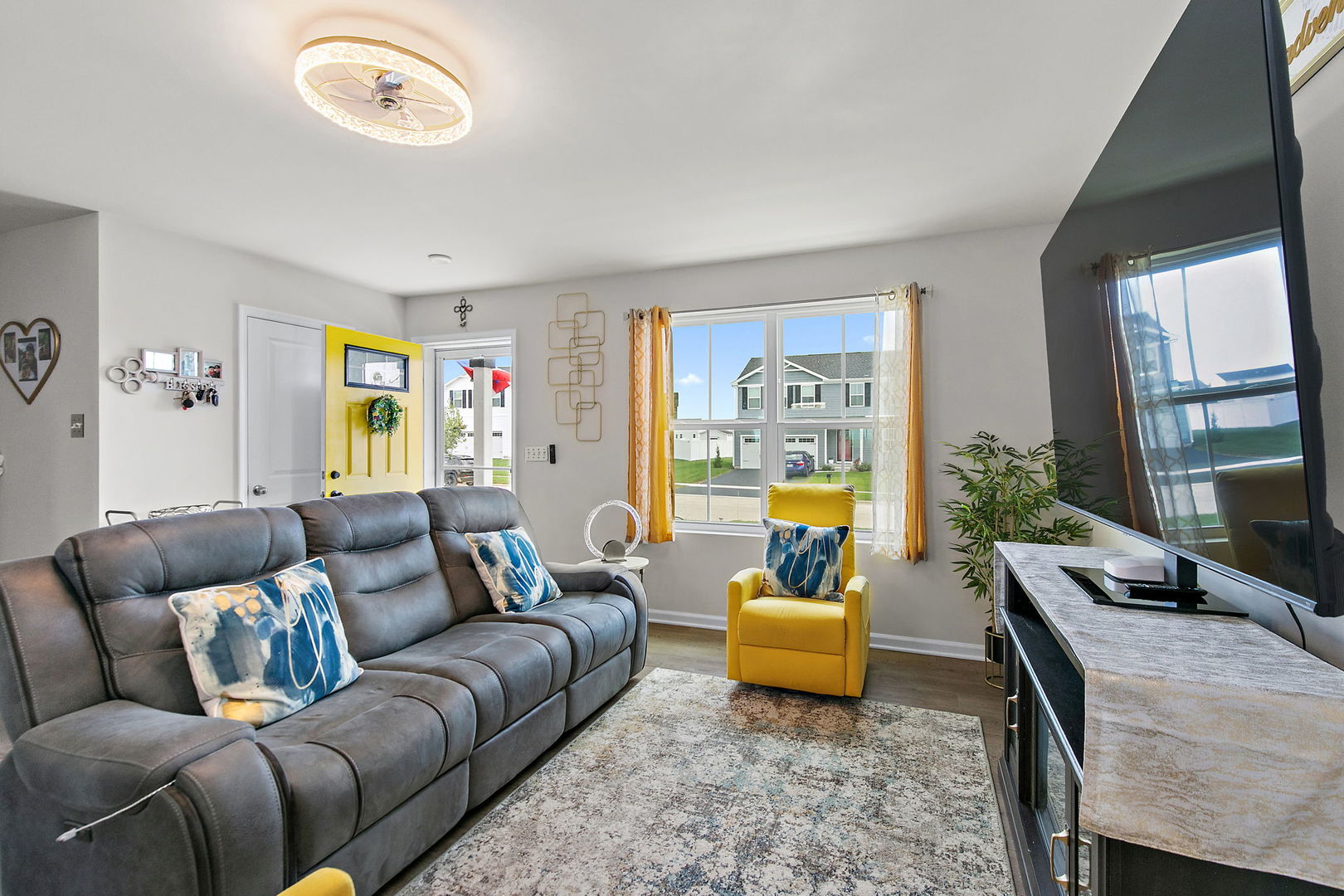499 Bantam Street Property Photo 4