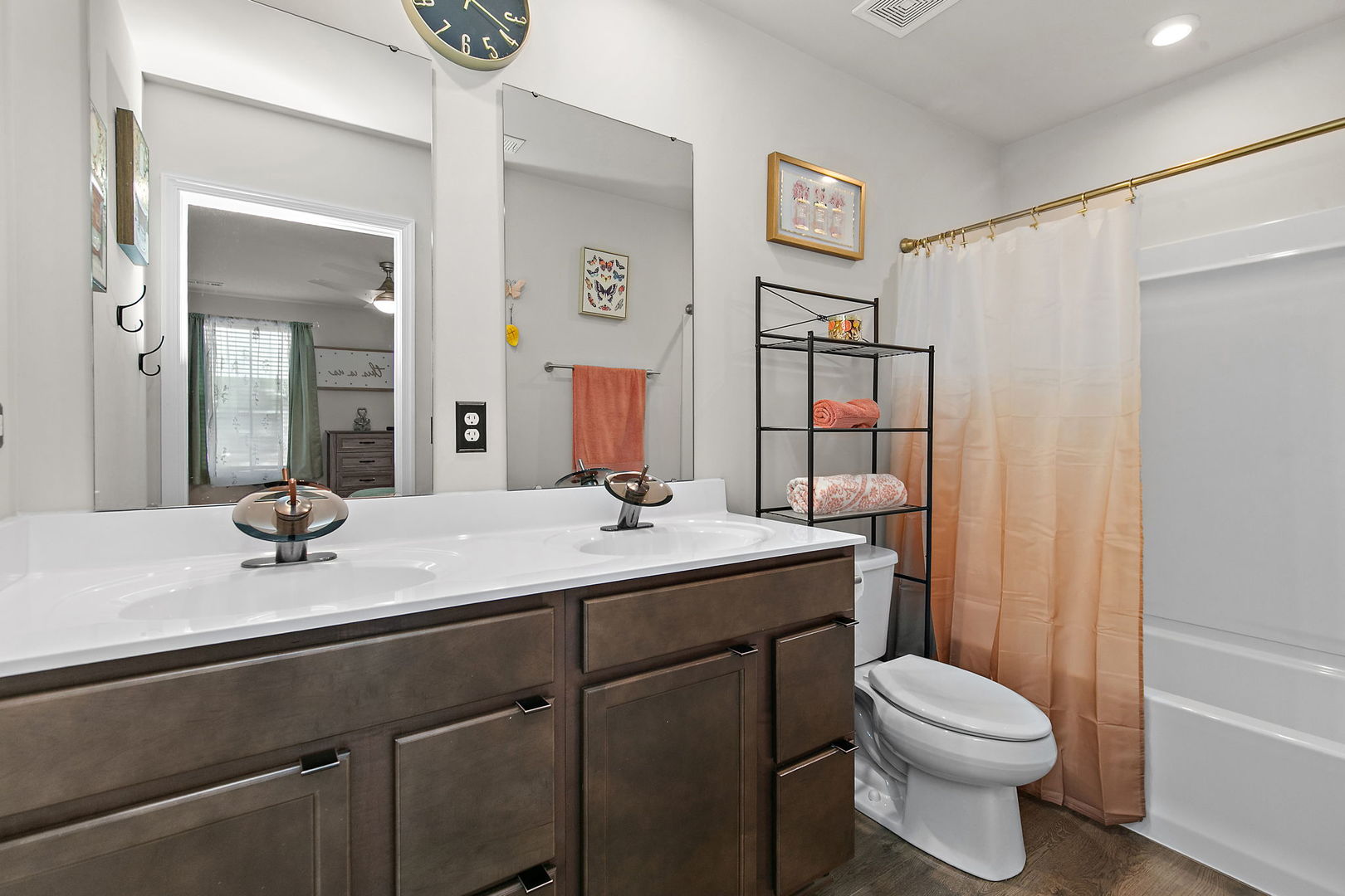 499 Bantam Street Property Photo 14