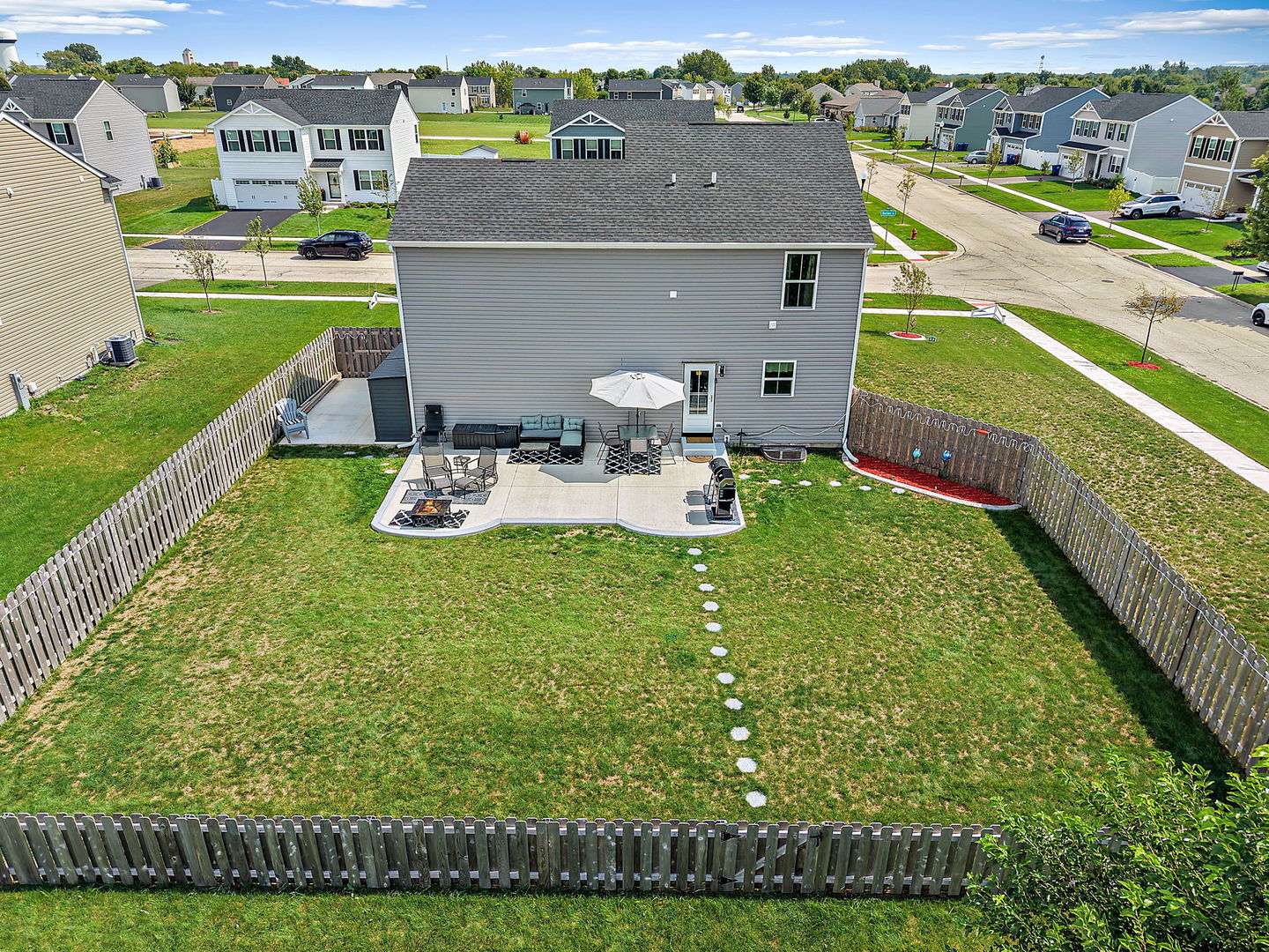 499 Bantam Street Property Photo 32