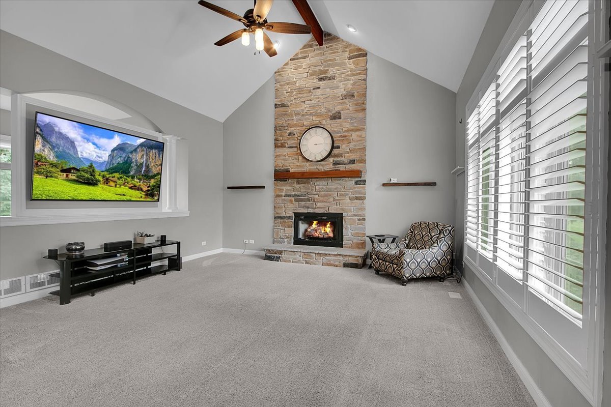 26519 Silverleaf Drive Property Photo 5