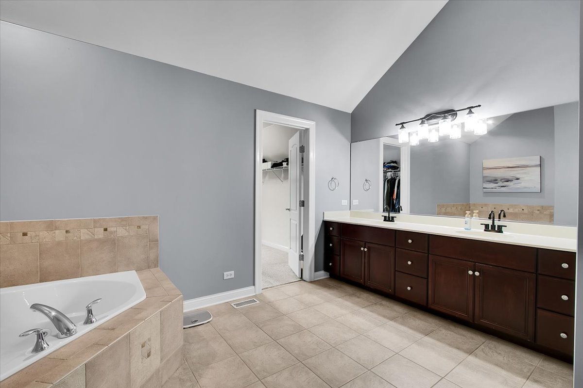 26519 Silverleaf Drive Property Photo 21
