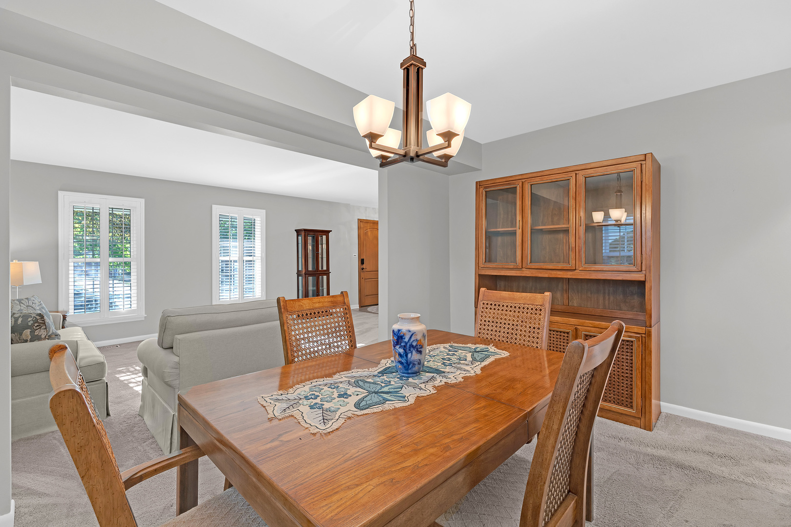1153 S Fairview Avenue Property Photo 6