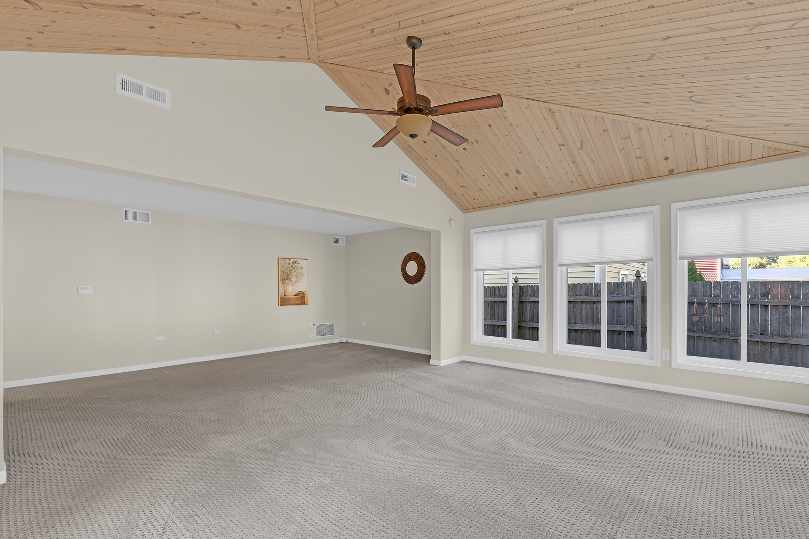 1153 S Fairview Avenue Property Photo 13