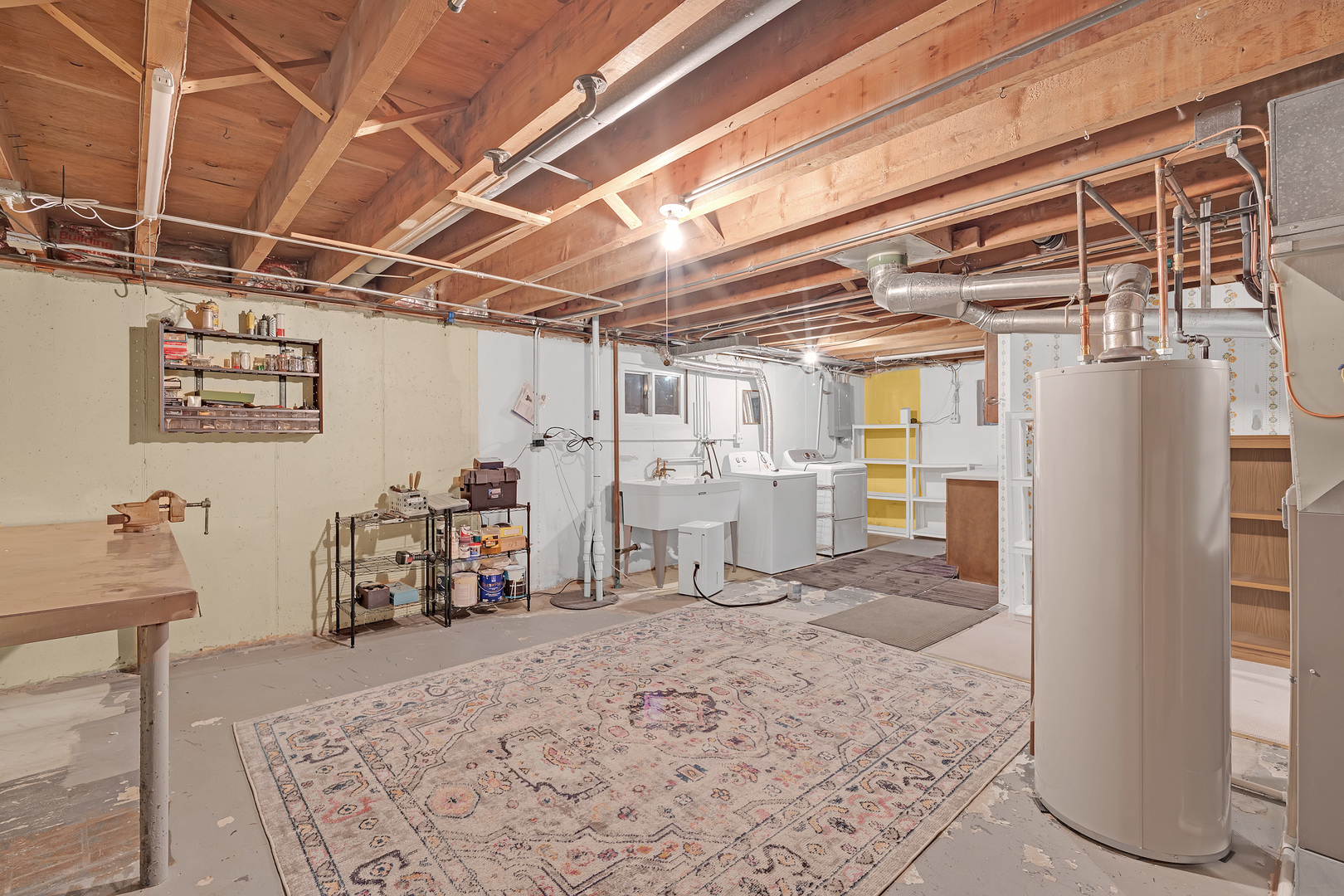 1153 S Fairview Avenue Property Photo 31