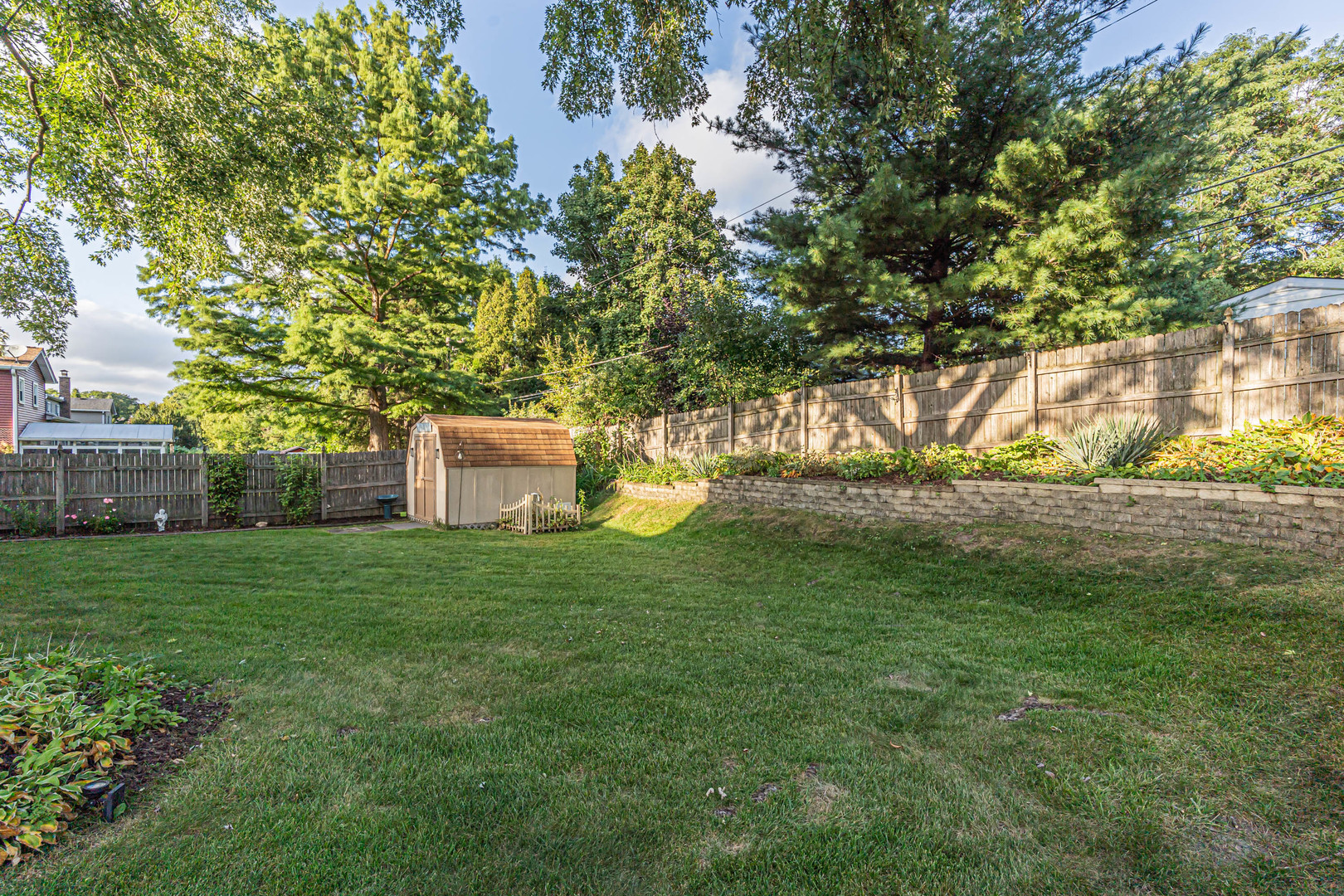 1153 S Fairview Avenue Property Photo 33