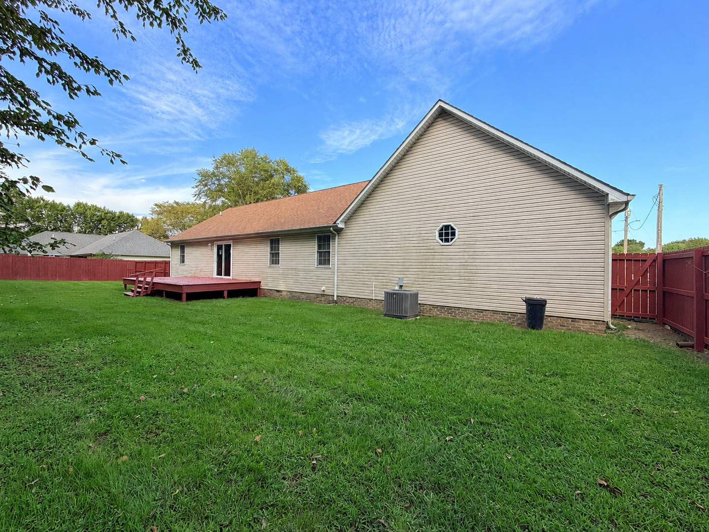 2805 Juniper Drive Property Photo 3