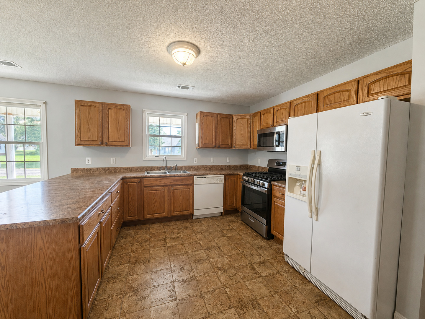 2805 Juniper Drive Property Photo 12