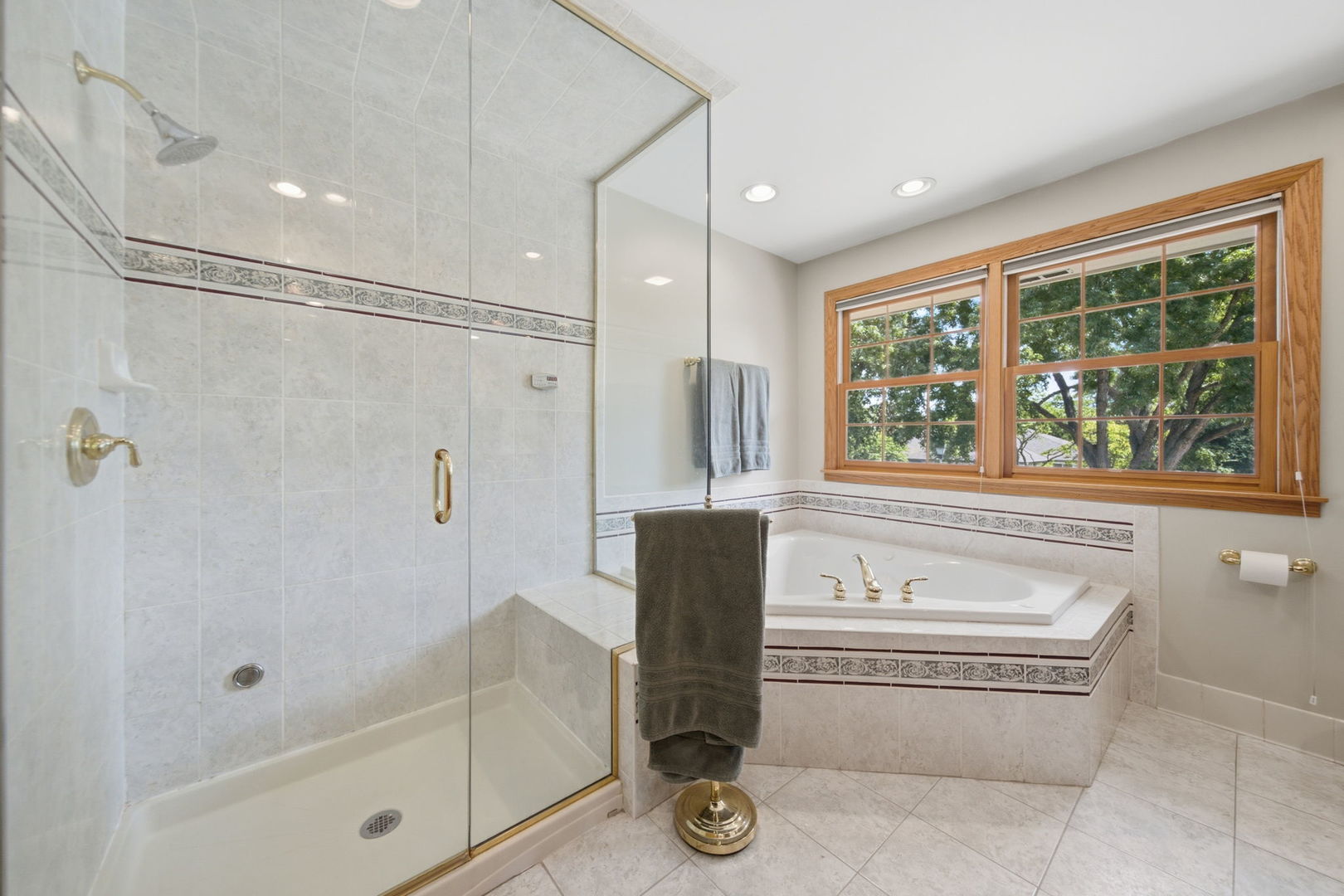 1654 Wadsworth Road Property Photo 24