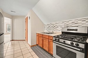 6621 S Oakley Avenue Property Photo 6