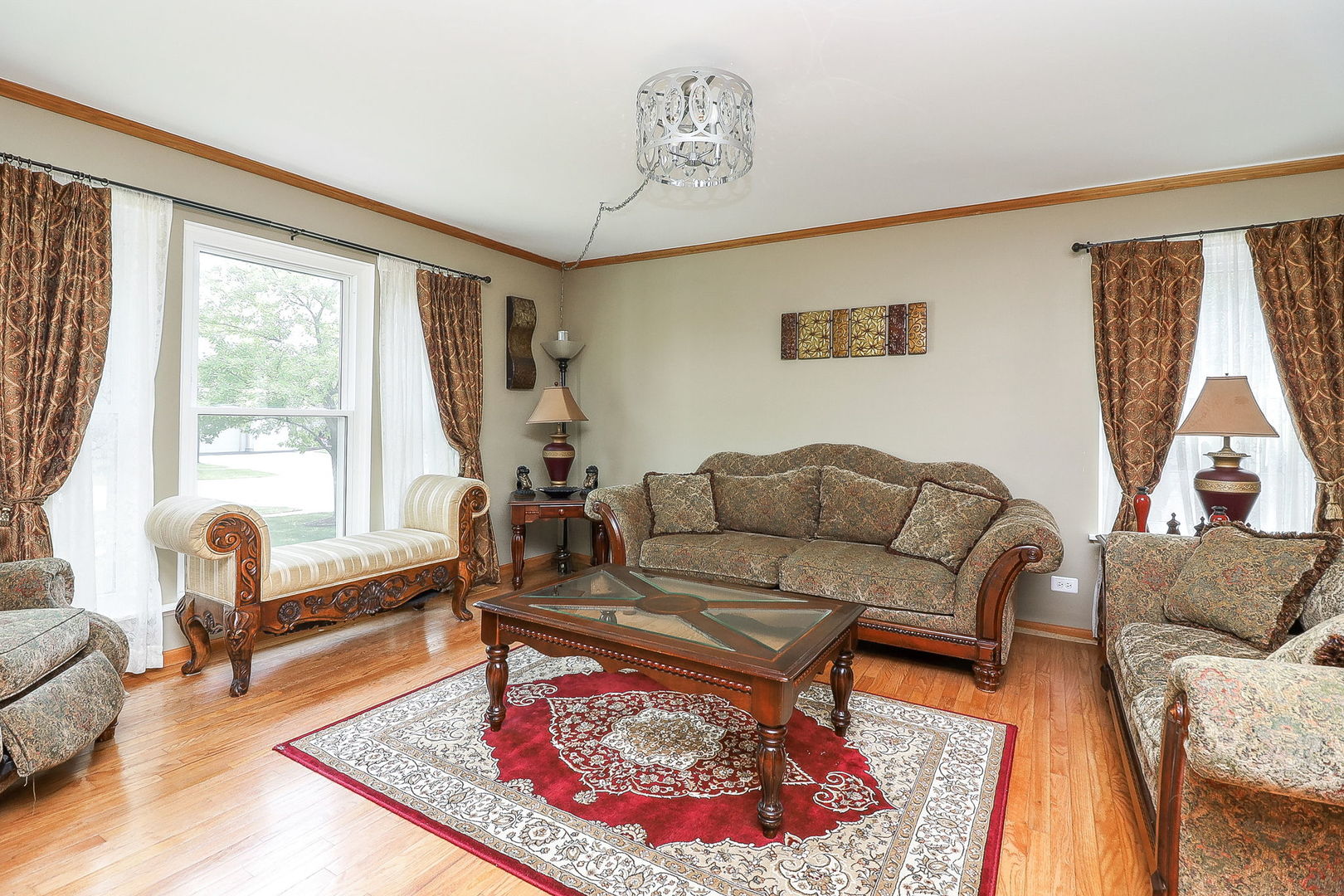 1362 Nightingale Lane Property Photo 7