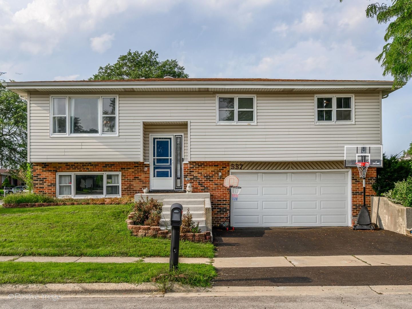 557 Delaware Trail
