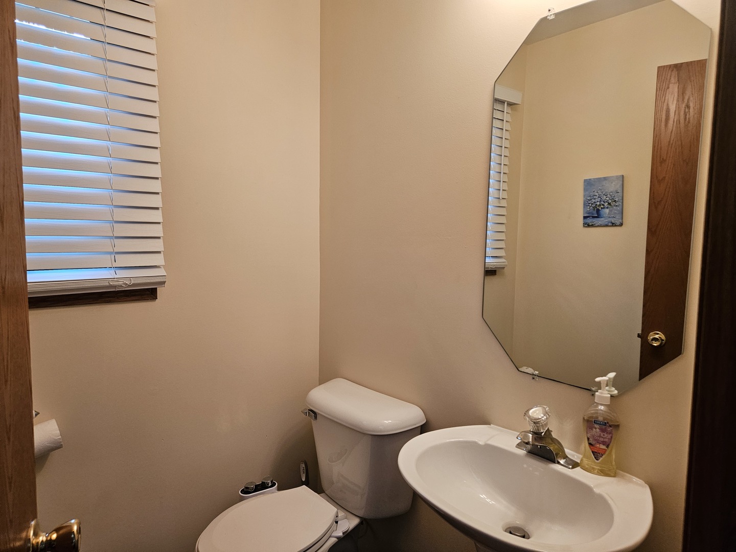 10956 S 76th Avenue Property Photo 12