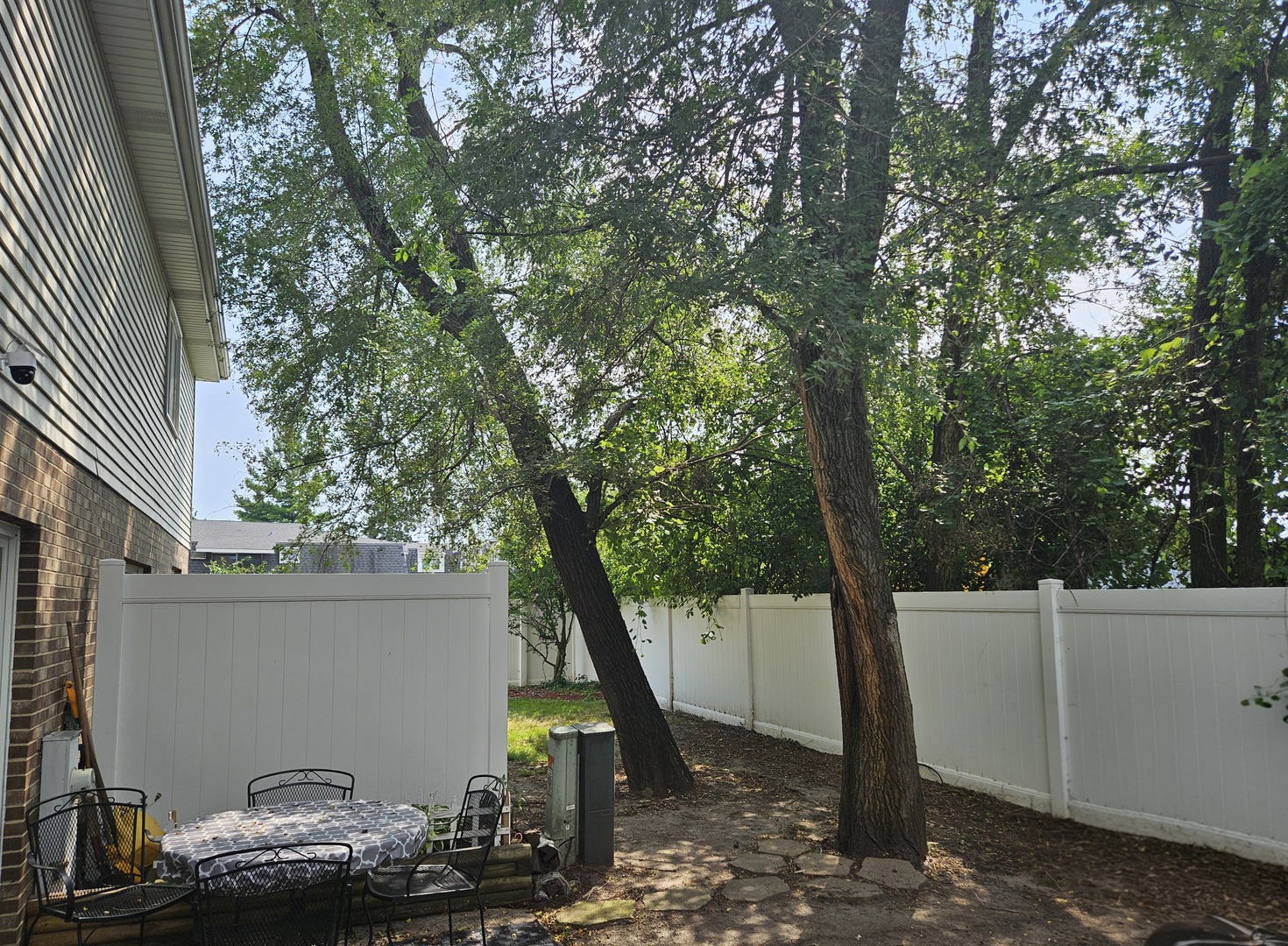 10956 S 76th Avenue Property Photo 14