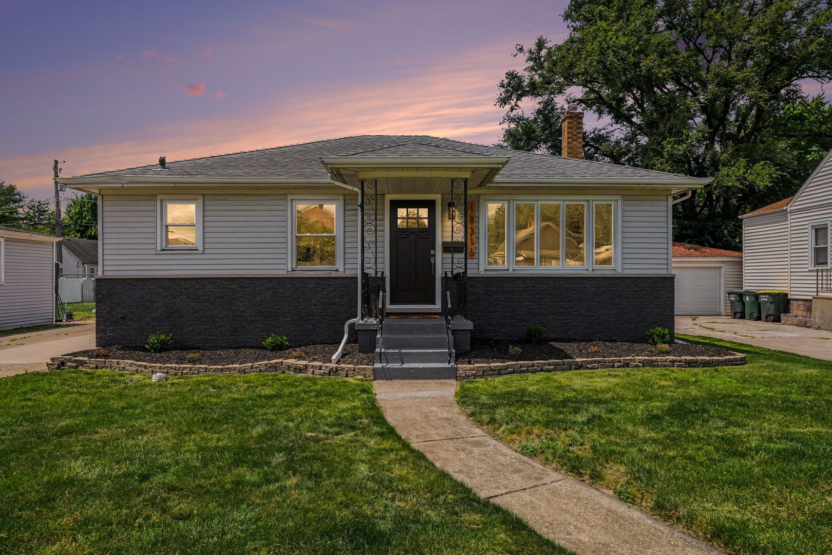 18316 Sherman Street Property Photo 3