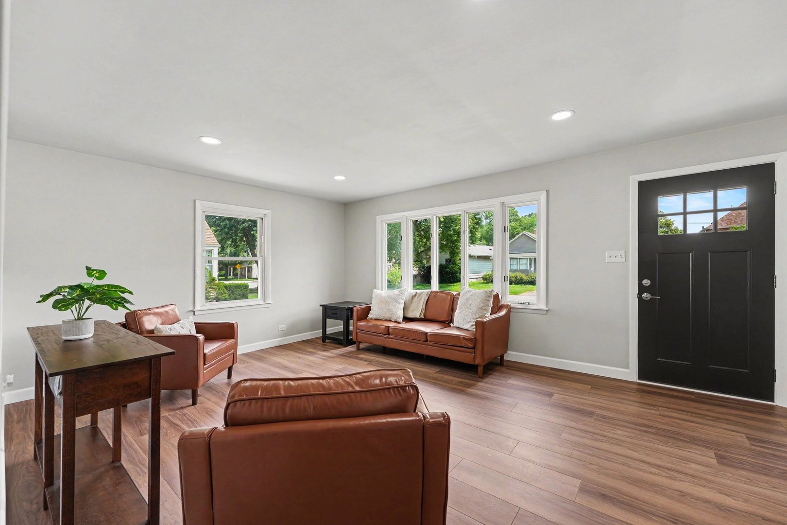 18316 Sherman Street Property Photo 4