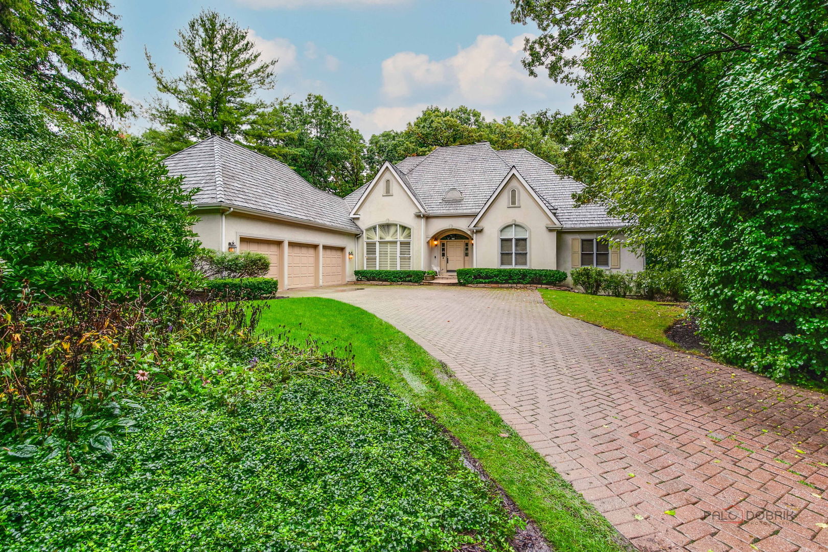 1 Briarwood Lane Property Photo 1