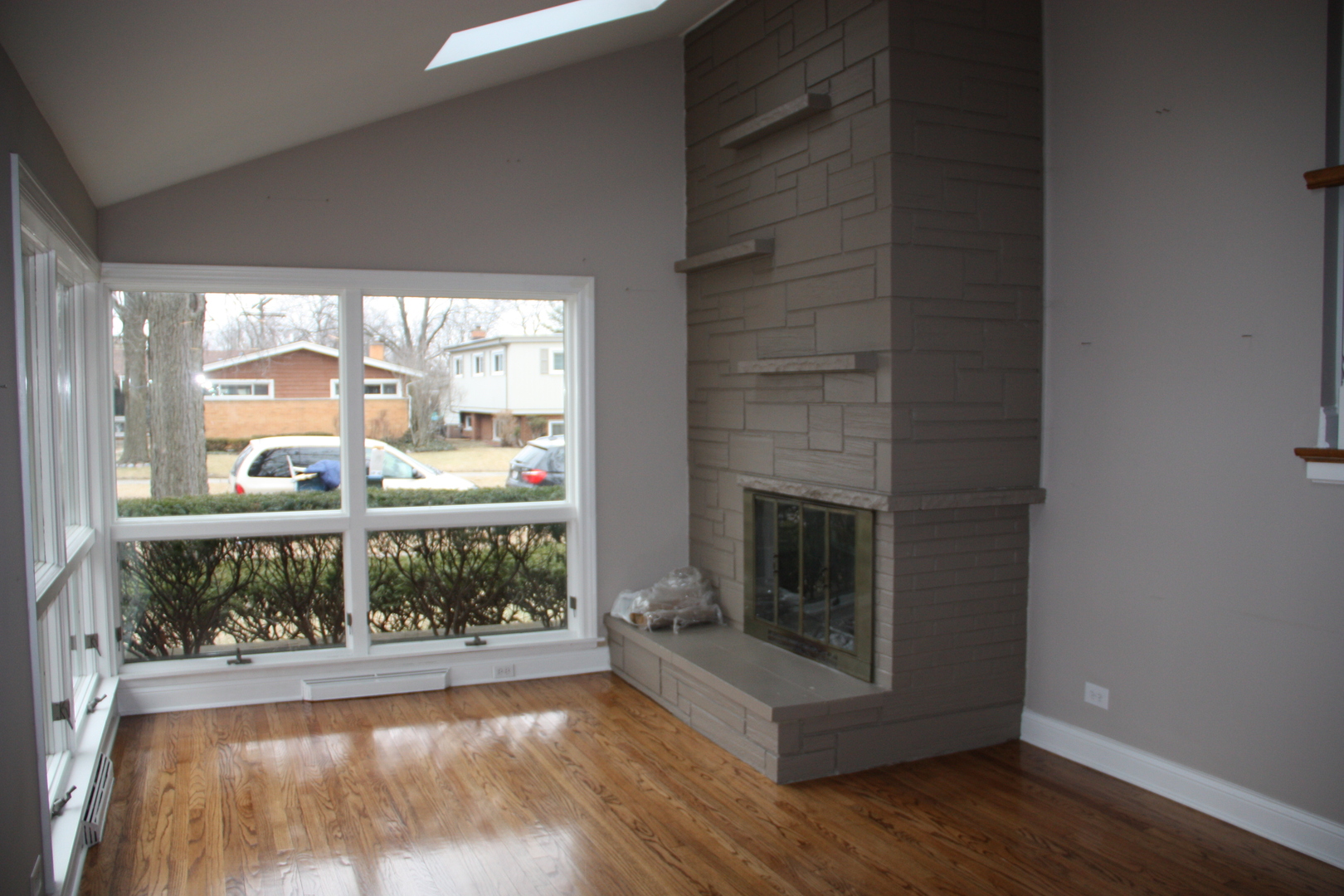 402 E Atwater Avenue Property Photo 5