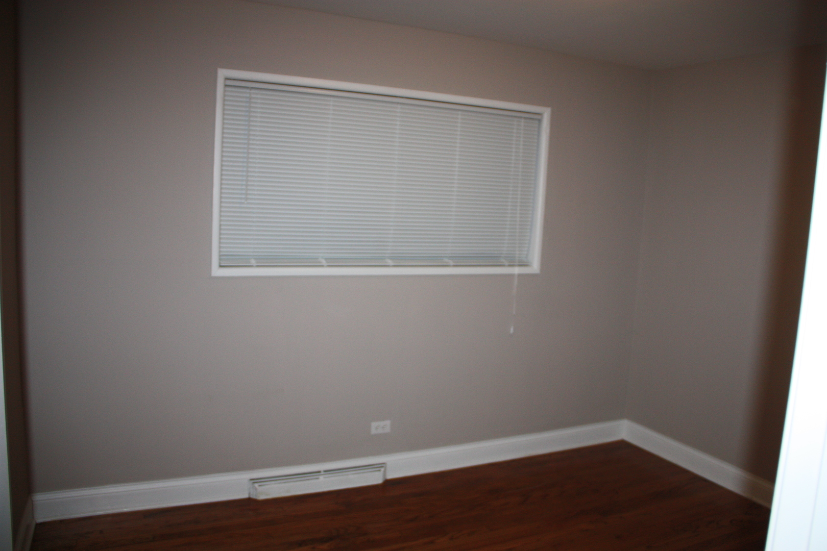 402 E Atwater Avenue Property Photo 7