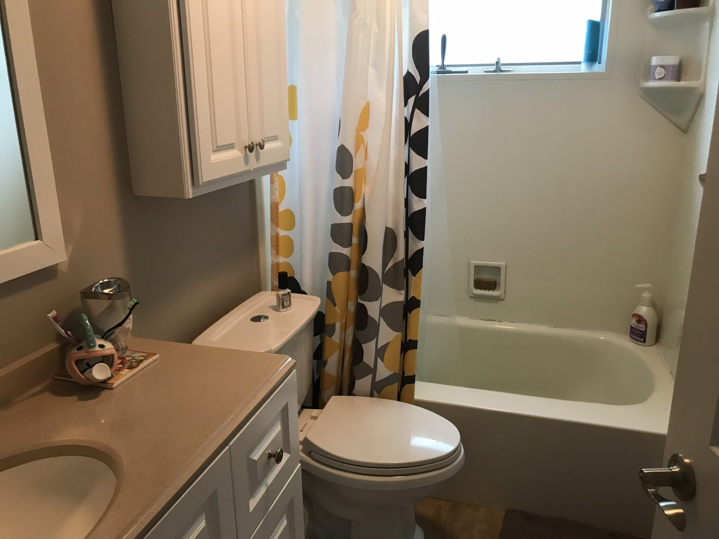 402 E Atwater Avenue Property Photo 8