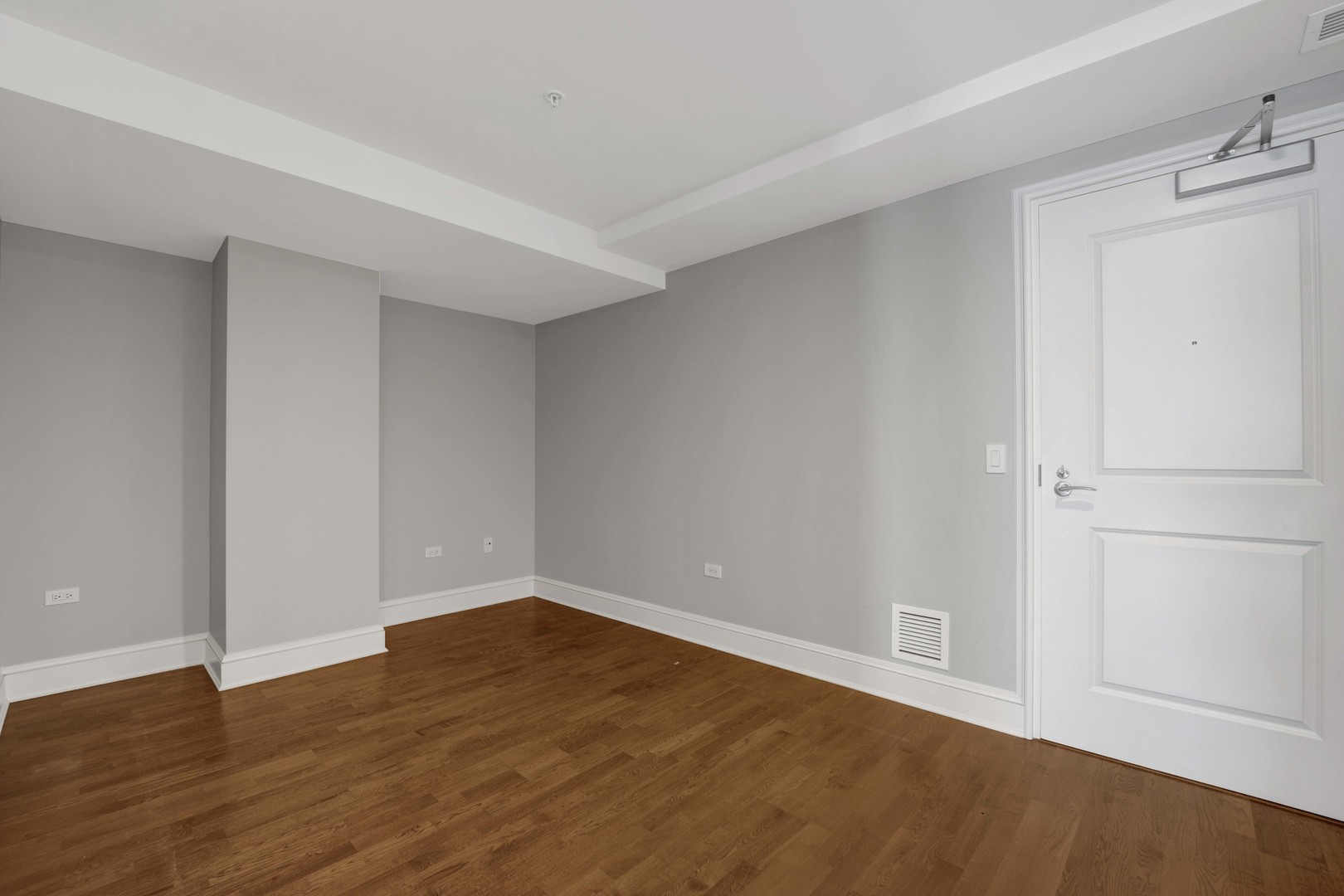 850 N Lake Shore Drive 1103 Property Photo 16