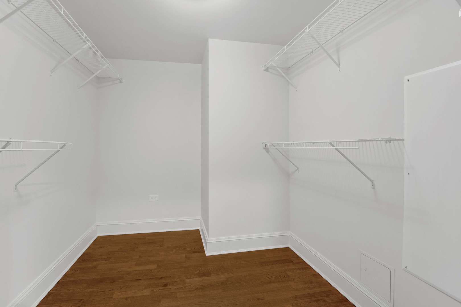 850 N Lake Shore Drive 1103 Property Photo 17