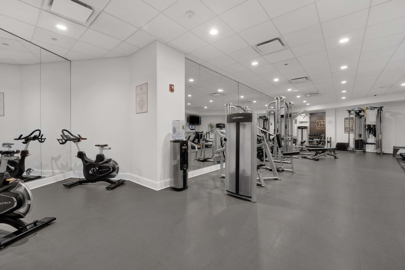850 N Lake Shore Drive 1103 Property Photo 31