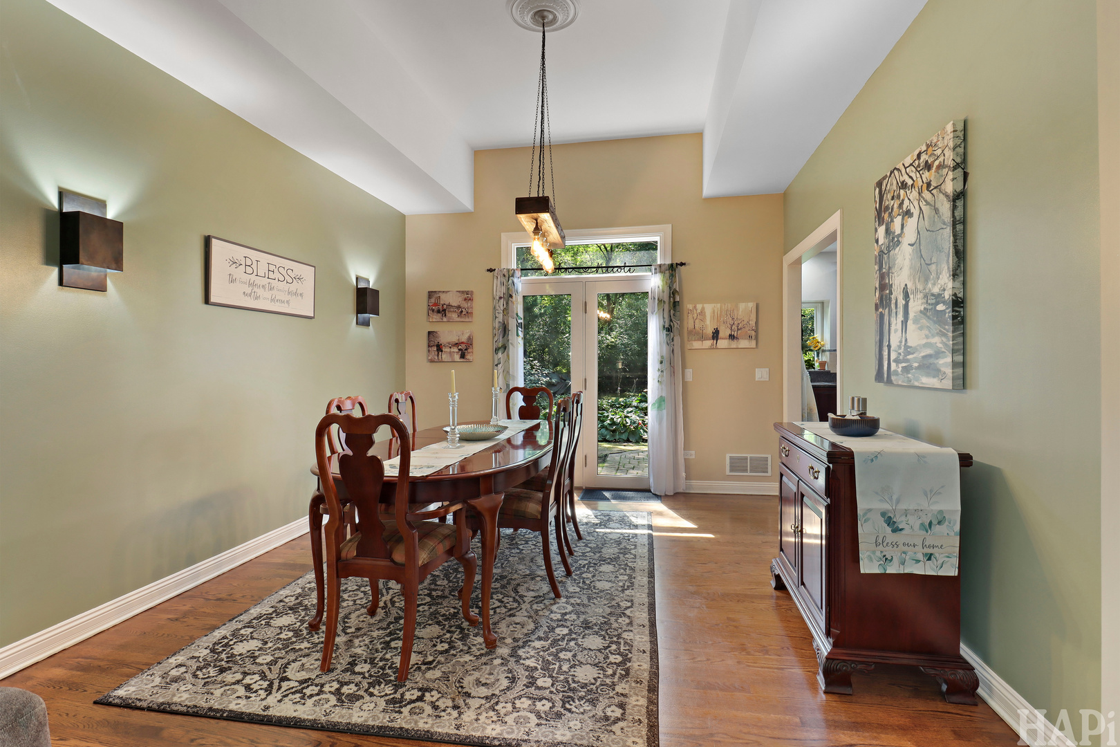 2708 Whiting Court Property Photo 7