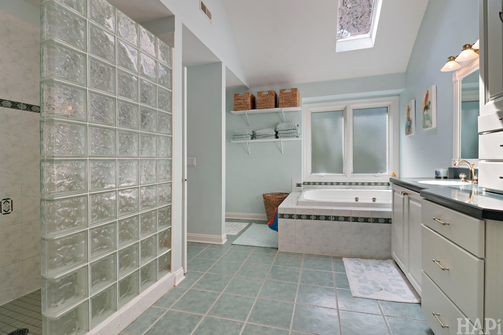 2708 Whiting Court Property Photo 29