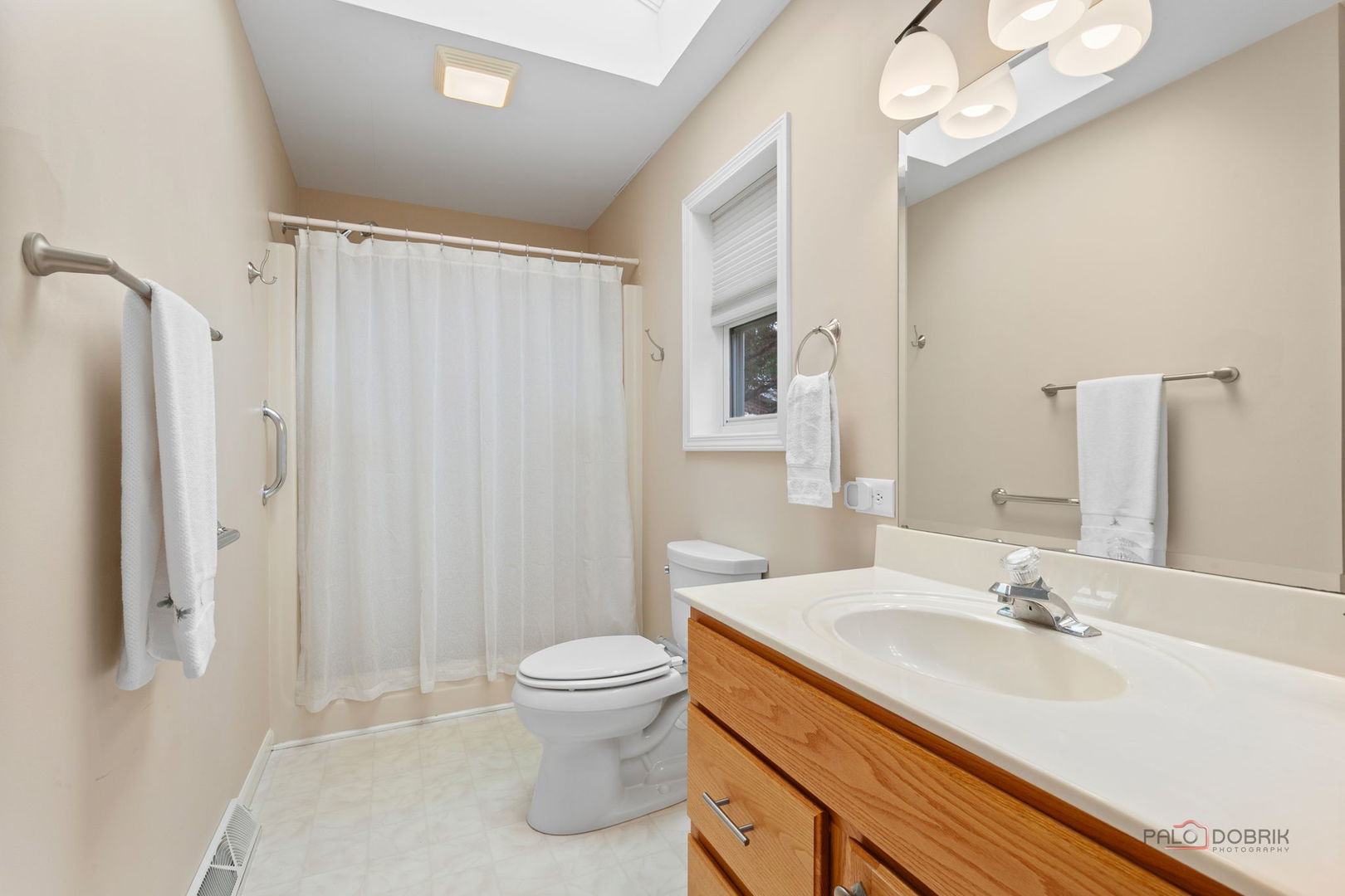 1832 Paddock Court Property Photo 14