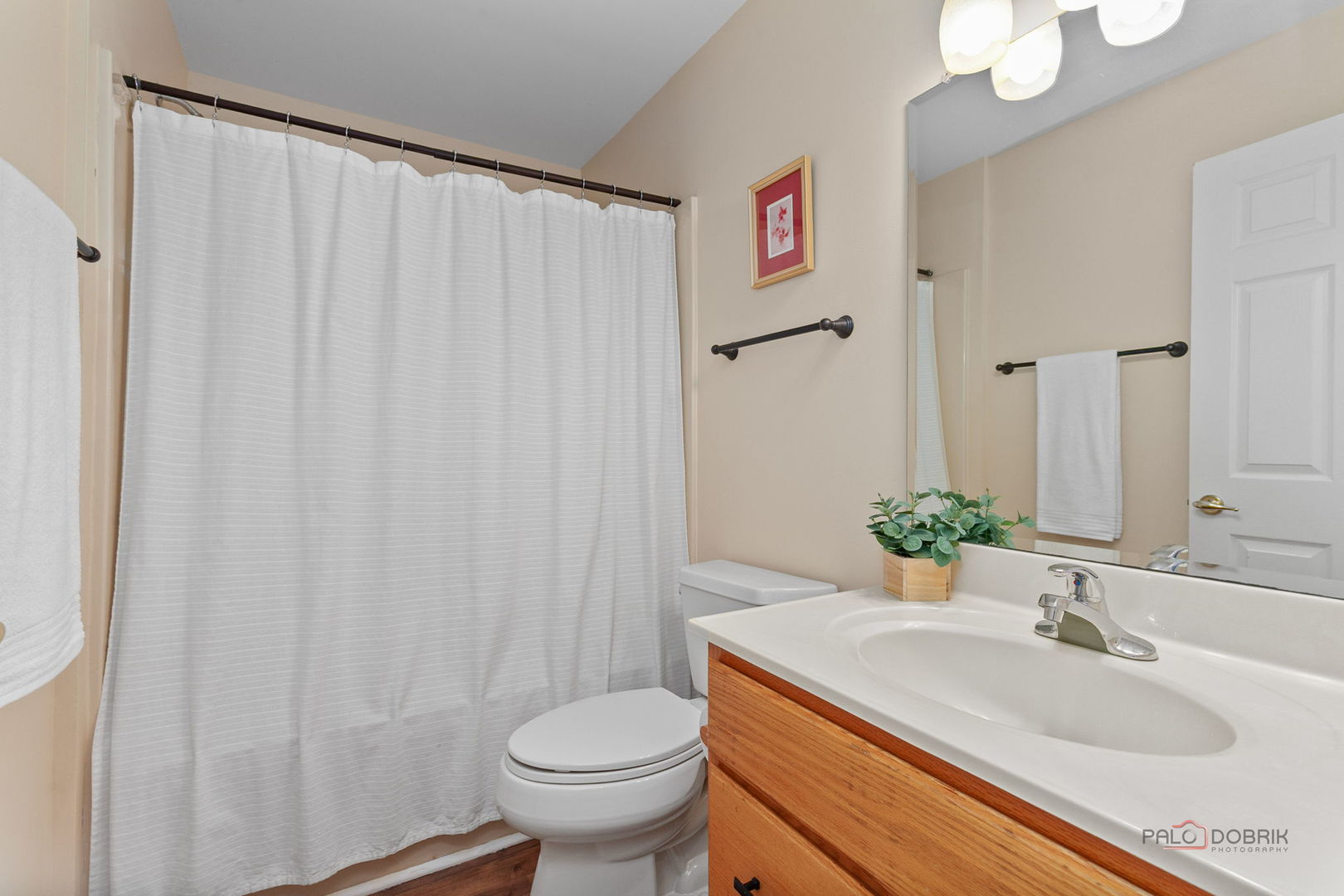 1832 Paddock Court Property Photo 25