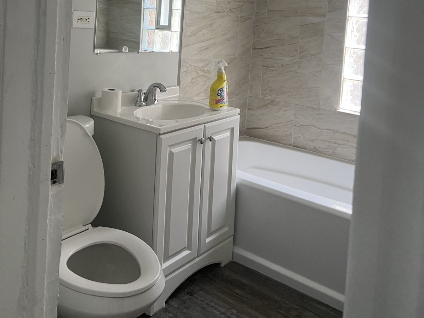 4546 W Jackson Boulevard Property Photo 9