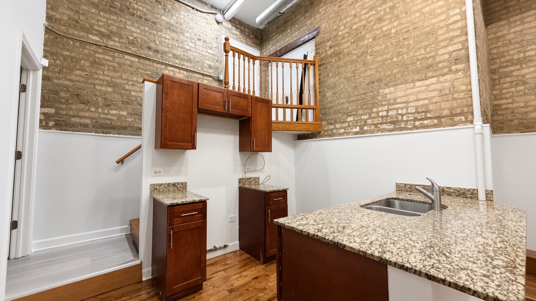2042 W Touhy Avenue G Property Photo 3