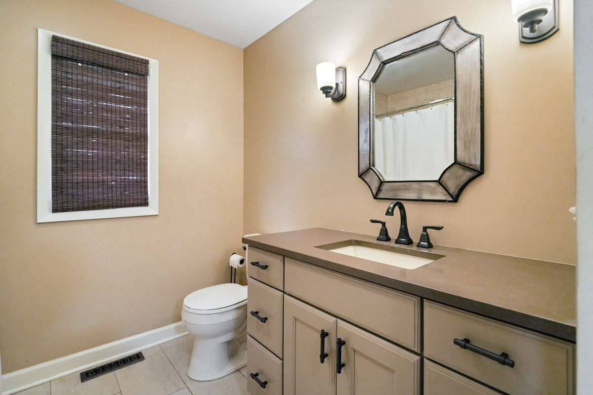 669 Tamarisk Terrace Property Photo 22