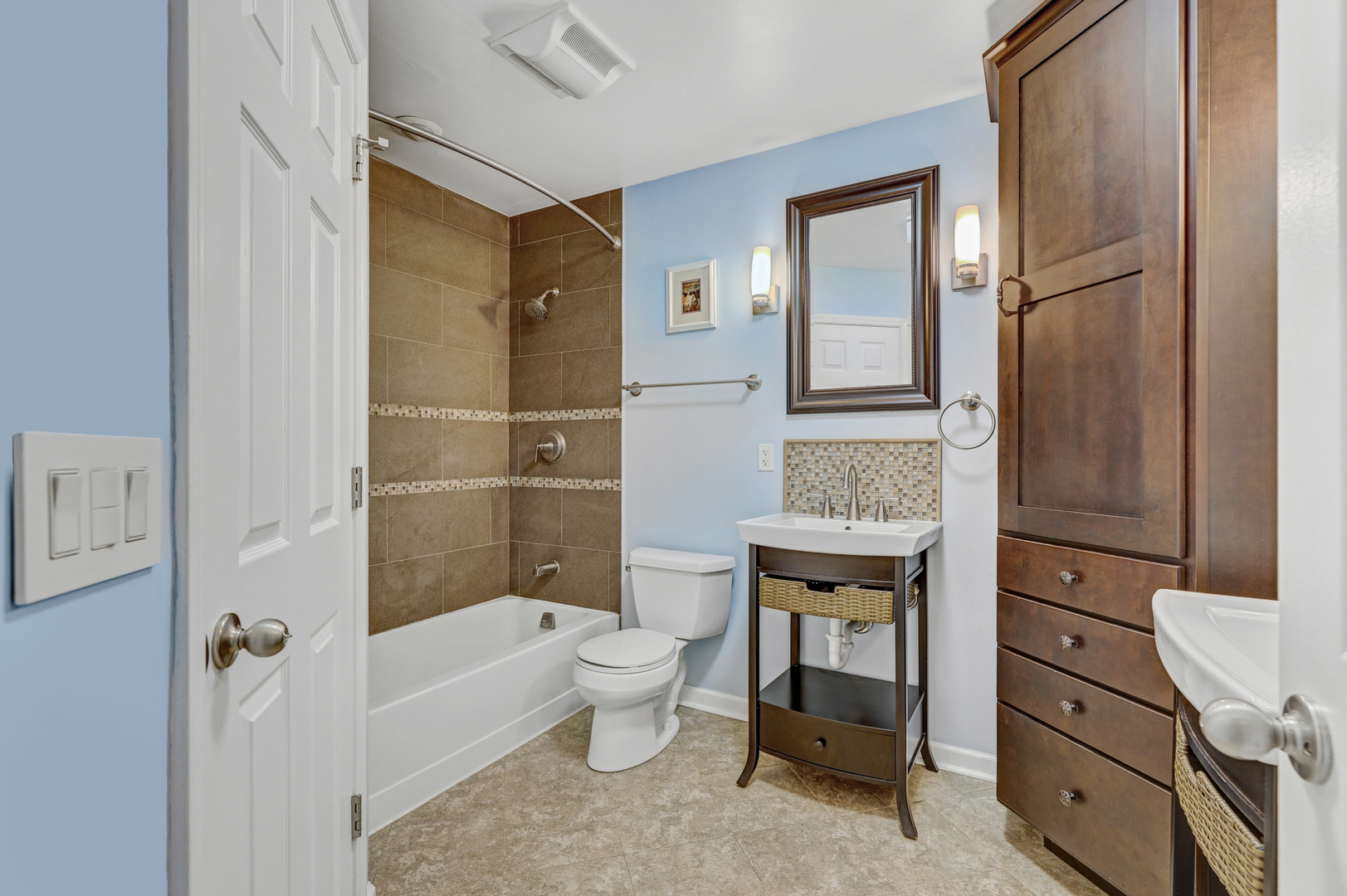 938 Little Falls Court Property Photo 15