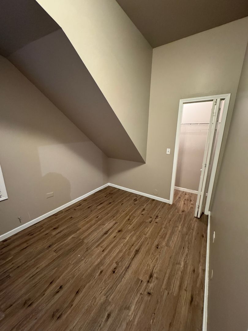 12748055 Property Photo 7