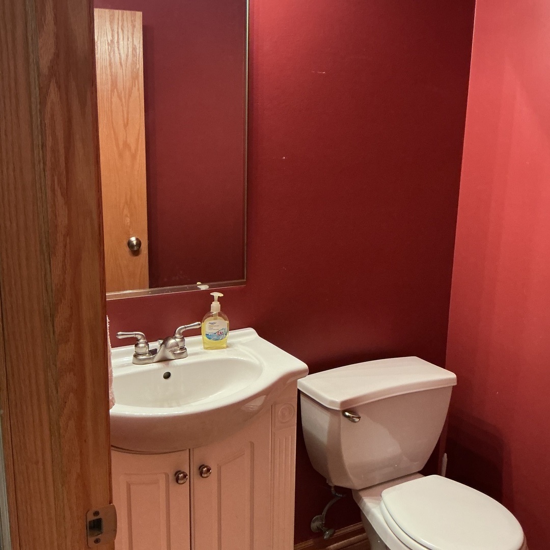 5613 W Sutton Place Property Photo 11