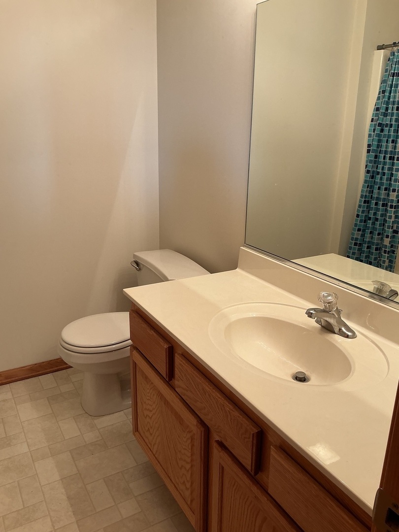 5613 W Sutton Place Property Photo 14