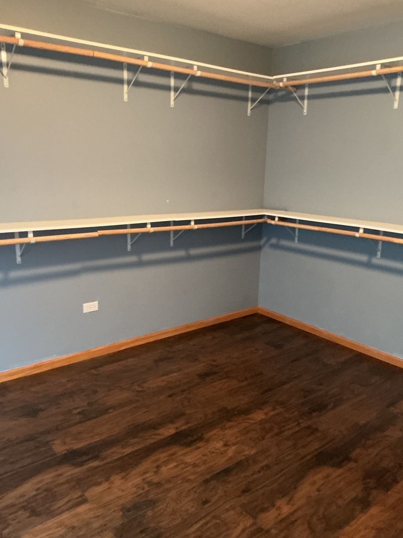 5613 W Sutton Place Property Photo 15