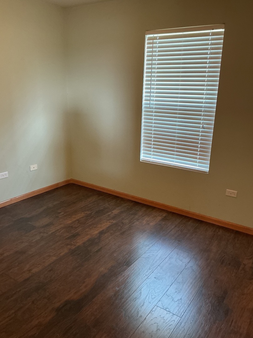 5613 W Sutton Place Property Photo 17