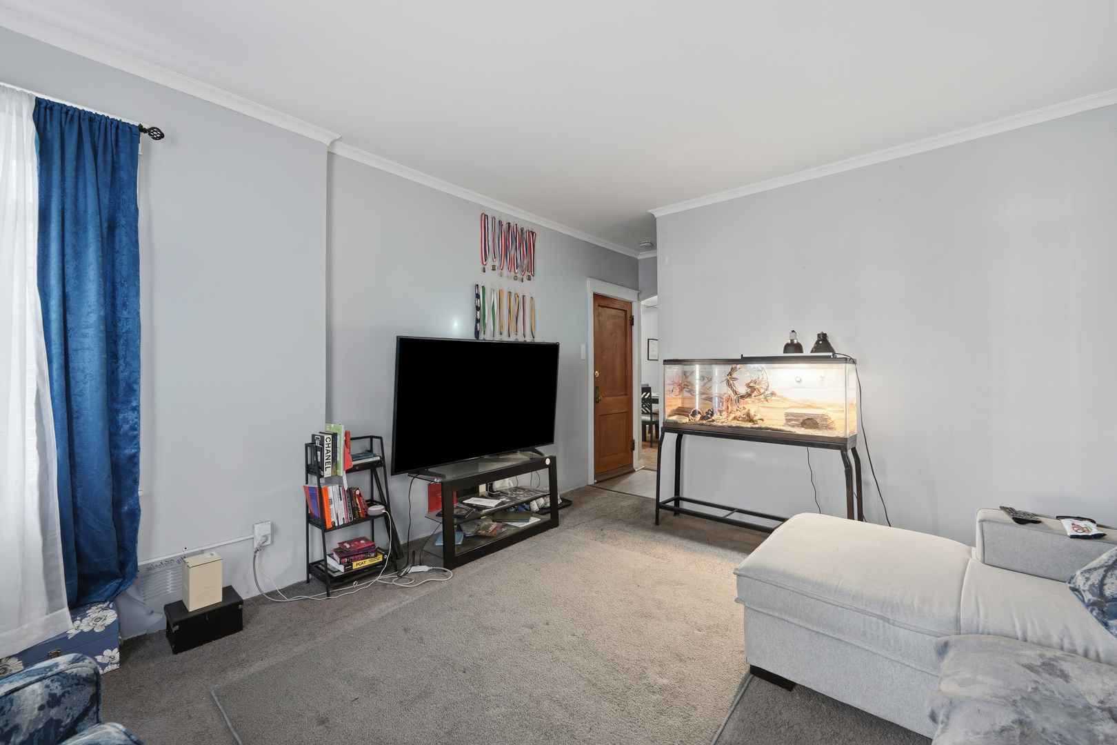 1810 N Linder Avenue Property Photo 4