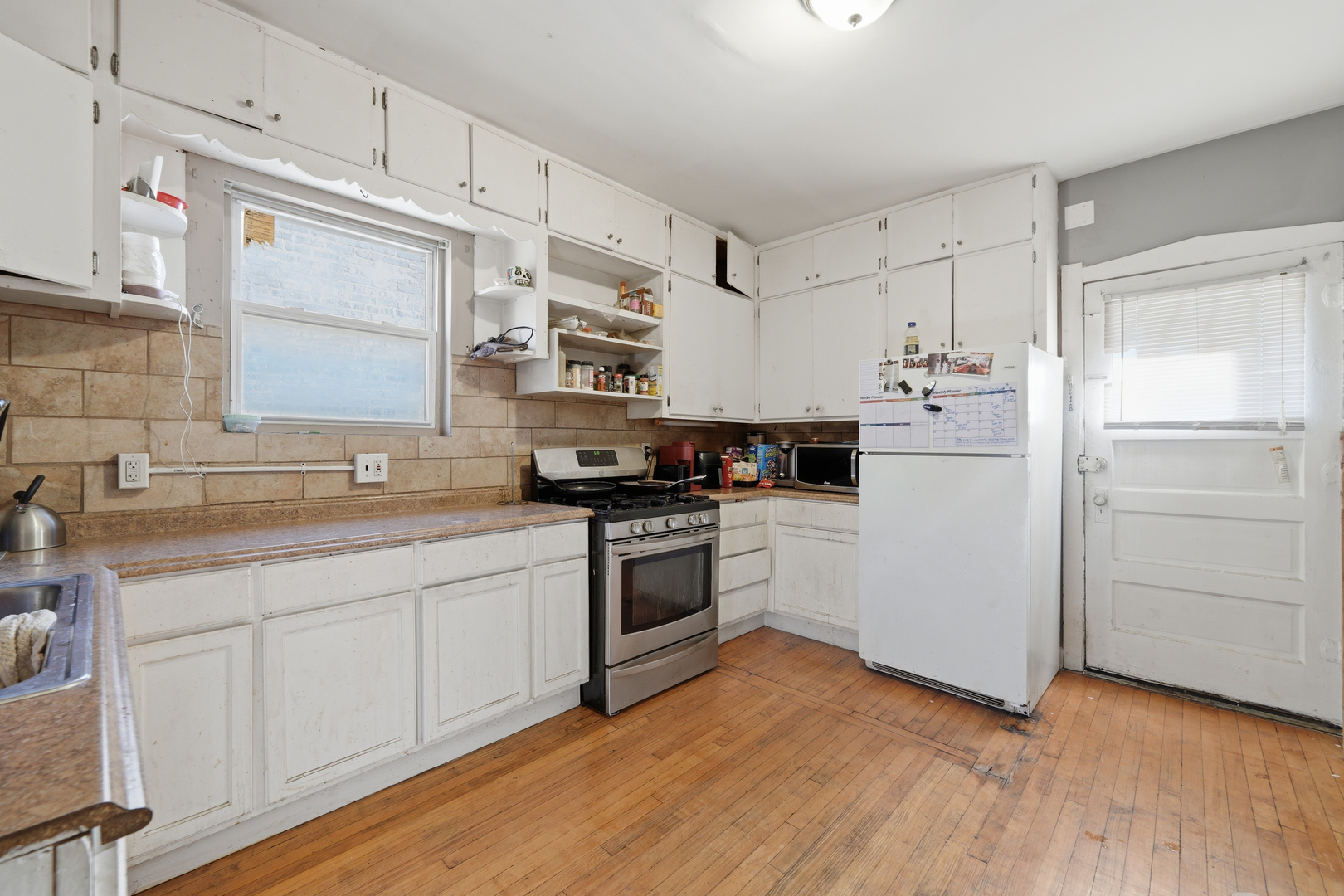 1810 N Linder Avenue Property Photo 15