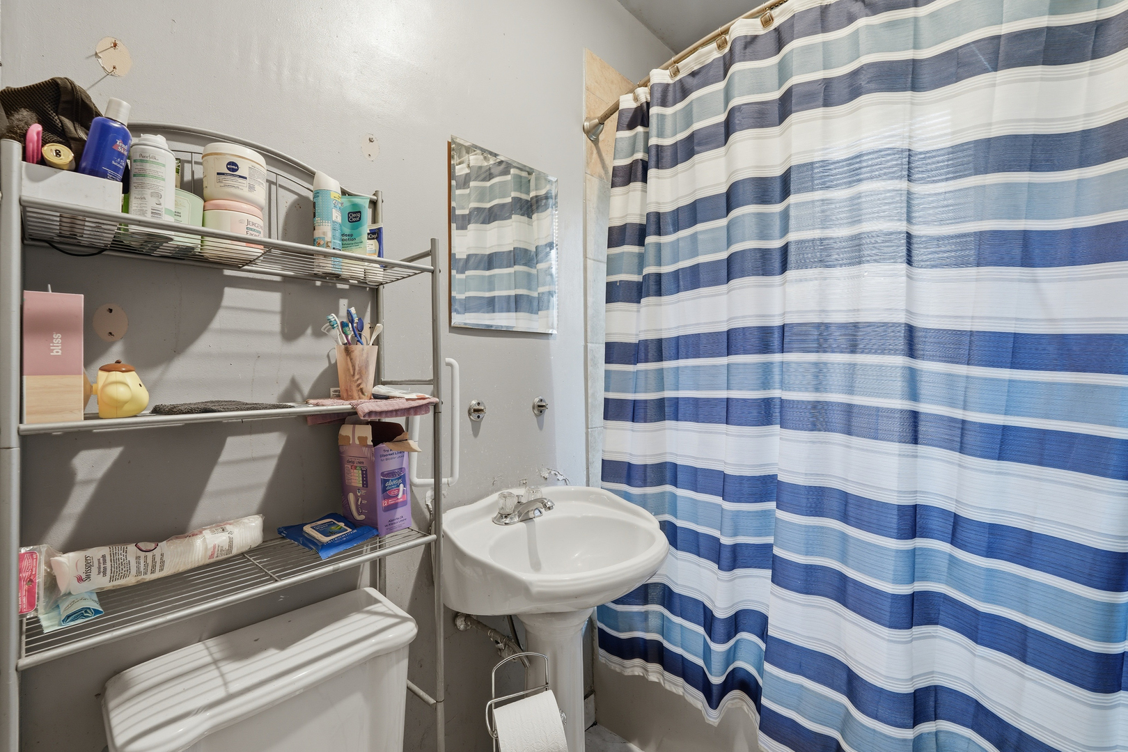 1810 N Linder Avenue Property Photo 17