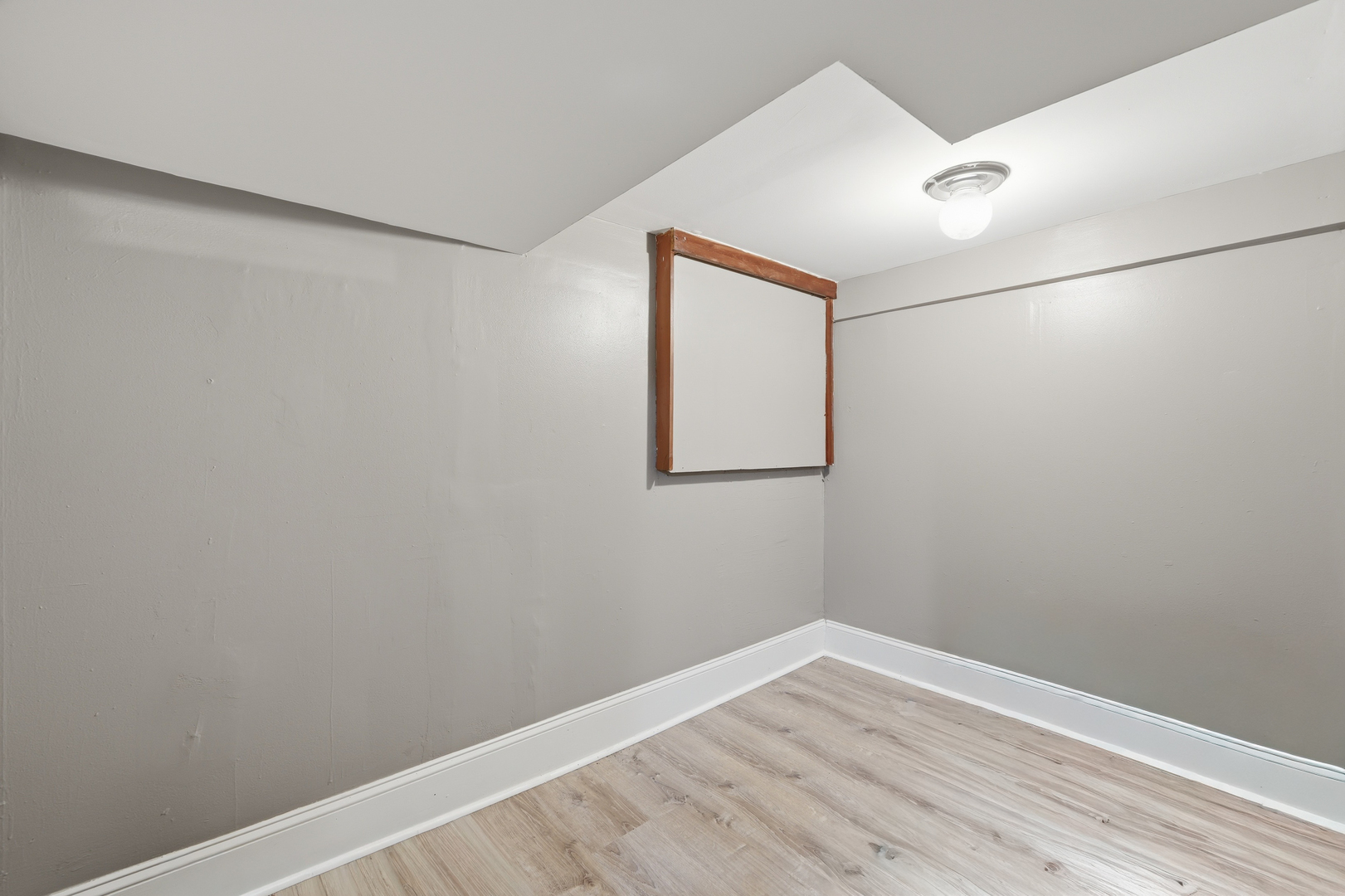 1810 N Linder Avenue Property Photo 25